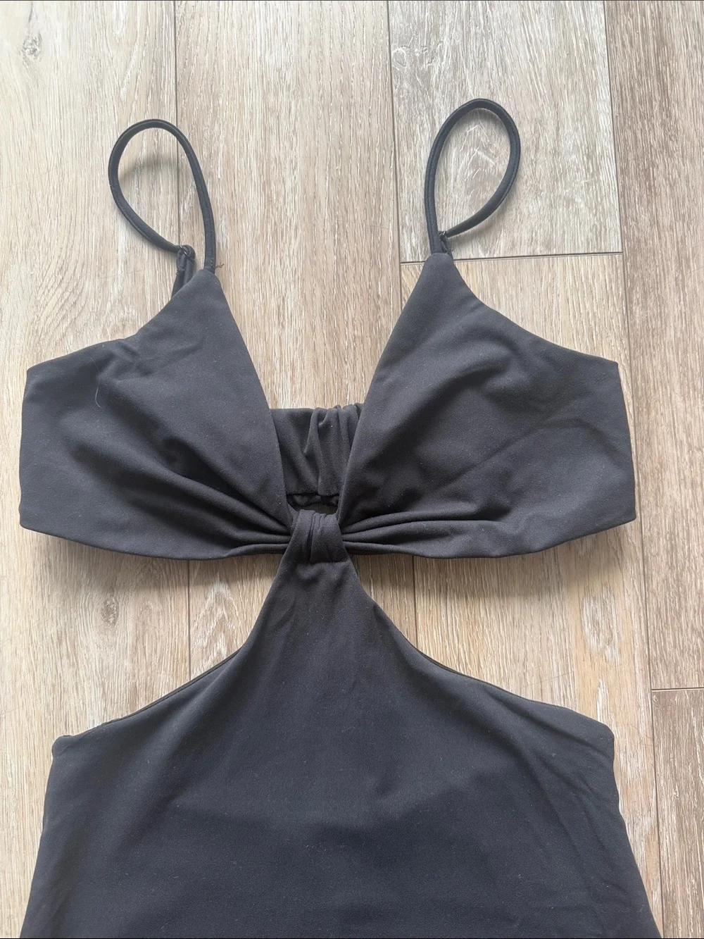 Dynamite Black Cutout Knot-Front Midi Dress - Picture 3 of 5